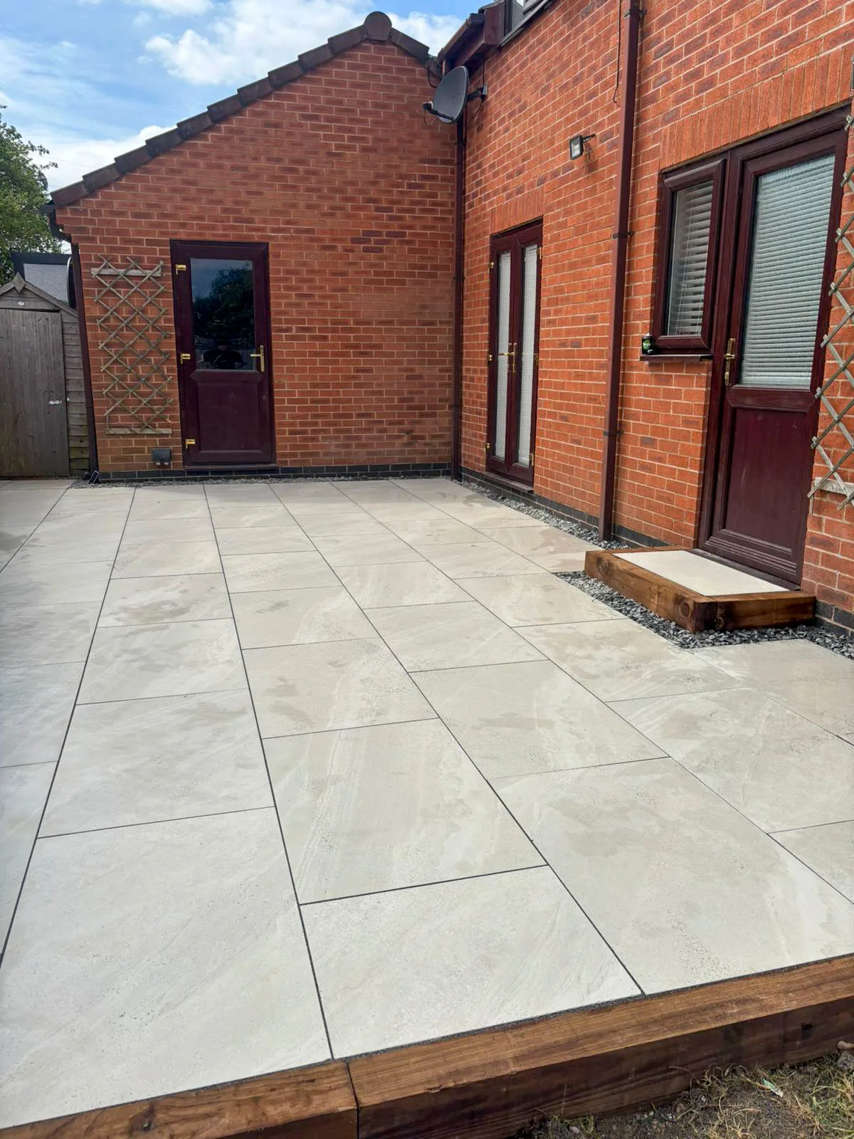Crossover White Porcelain Paving Tiles – 900x600x20mm - Image 13
