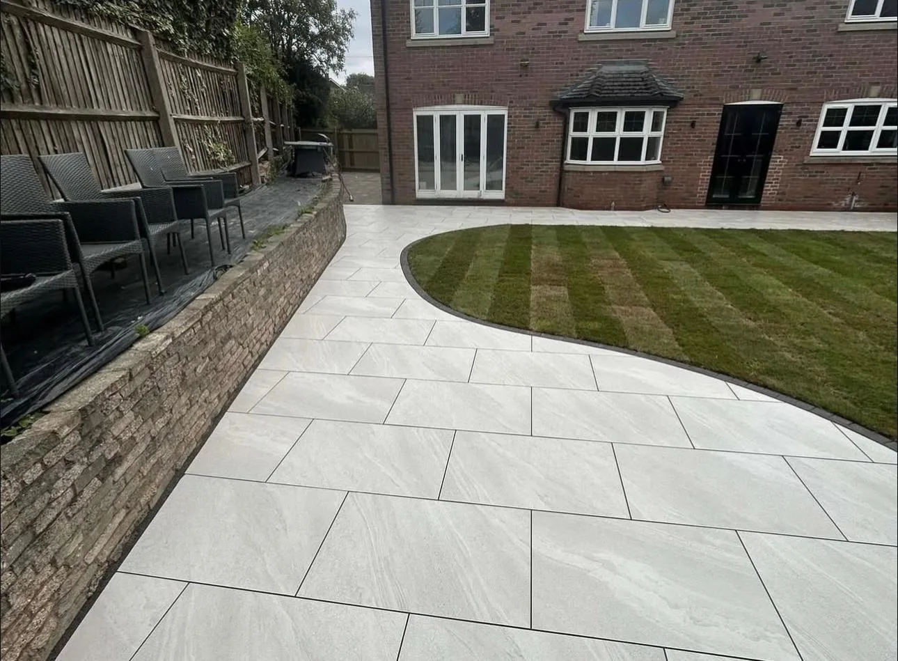 Crossover White Porcelain Paving Tiles – 900x600x20mm - Image 8