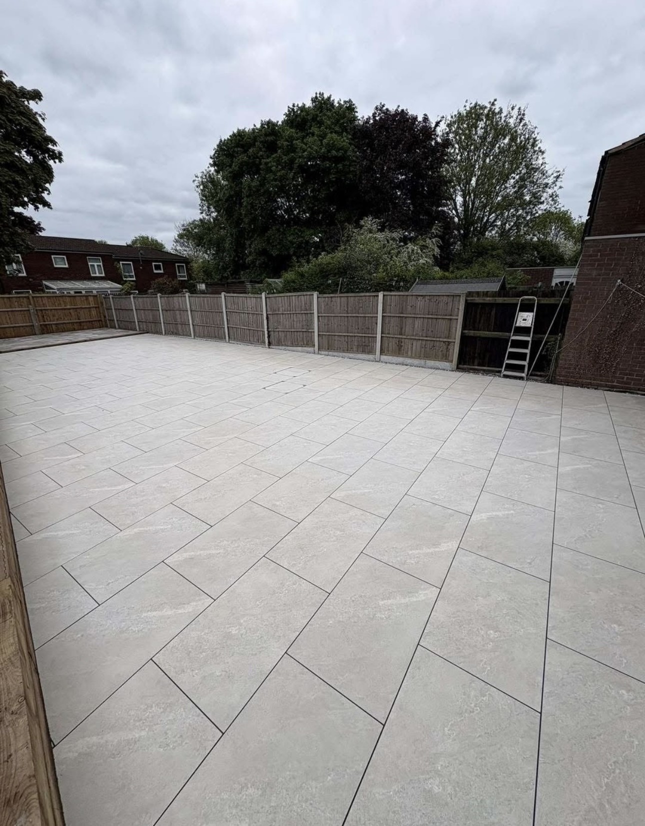 Mountain-White-Porcelain2.jpg Mountain White Porcelain Paving Tiles – 900x600x20mm - Image 1